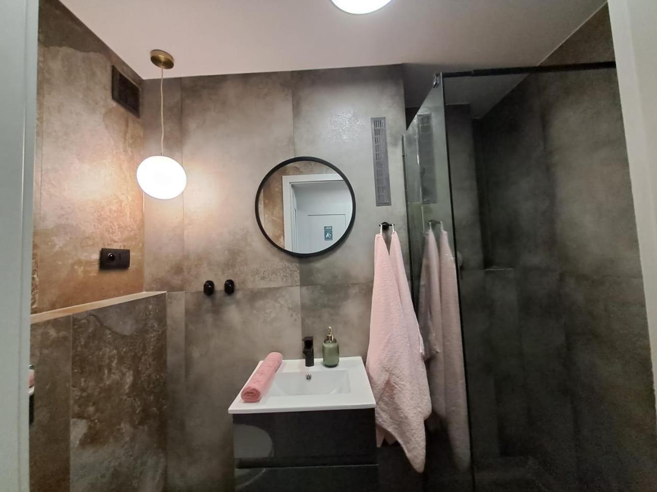 Dk Apartamenty Hotelove Giżycko Exterior foto